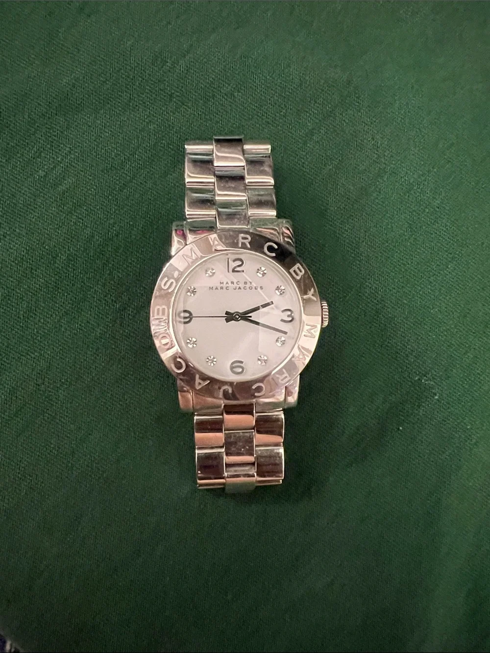 Marc by Marc Jacobs Silver-Tone Round Dial Bracelet Watch